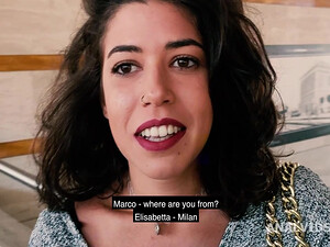 Девка берет член из жопы в рот и помогает лысому парню кончить